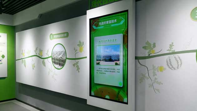 互動(dòng)滑軌屏，滑軌電視，移動(dòng)滑軌屏，滑軌電子櫥窗，滑軌透視導(dǎo)覽機(jī)，