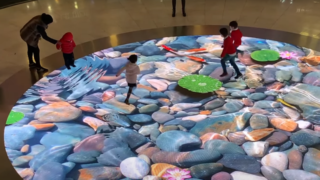 地面投影互動系統(tǒng)-蘇州好奇數(shù)字科技有限公司