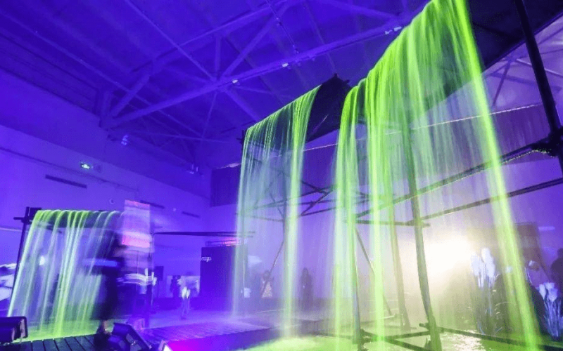 全息舞臺紗幕投影技術(shù)-蘇州好奇數(shù)字科技