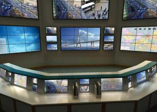 液晶拼接屏的應用場景-監(jiān)控指揮中心