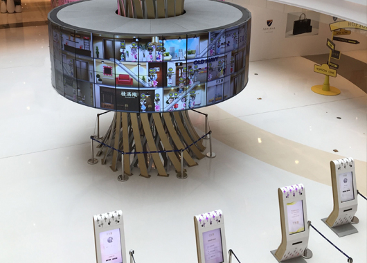 雙屏聯(lián)動(dòng)在商場的應(yīng)用-好奇數(shù)字科技